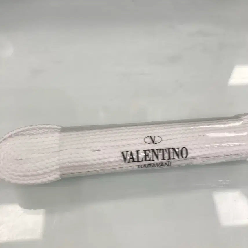 [BUNJANG] Valentino Untitled Sneaker Laces (Authentic) / 발렌티노 언타이틀 정품 끈 판매합니다