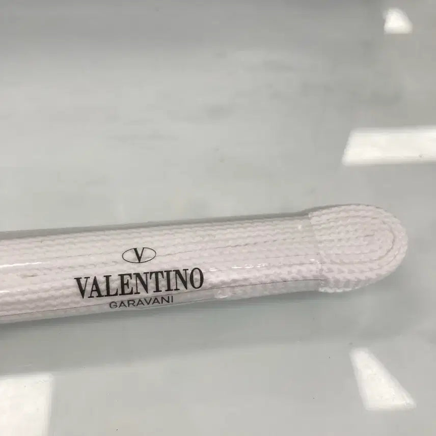 [BUNJANG] Valentino Untitled Sneaker Laces (Authentic) / 발렌티노 언타이틀 정품 끈 판매합니다