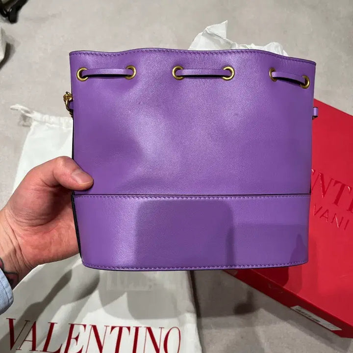 [BUNJANG] Valentino Bucket Bag / 발렌티노 버킷백