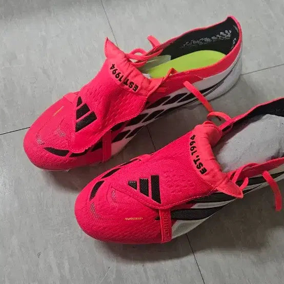 [BUNJANG] Adidas Predator 26 Elite FT HG (AG) Soccer Cleats - Size 270 / 아디다스 프레데터26 엘리트 FT HG(AG) [270]