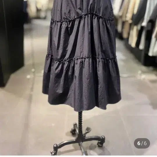 [BUNJANG] VOV Banding Tiered Flare Skirt Black / 보브 VOV 밴딩 캉캉 플레어 스커트 s 블랙