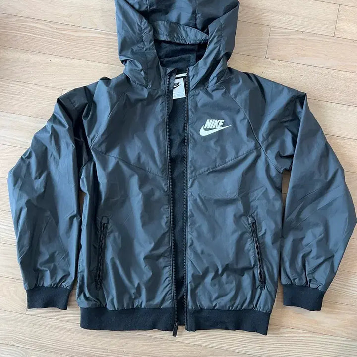 [BUNJANG] Nike Hooded Windbreaker Jacket Black / 나이키 후드 바람막이 자켓 블랙