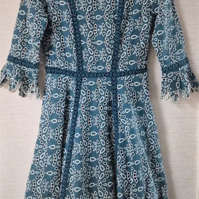 [BUNJANG] Maje Punch Embroidery Linen Dress / 마쥬 레이스 원피스