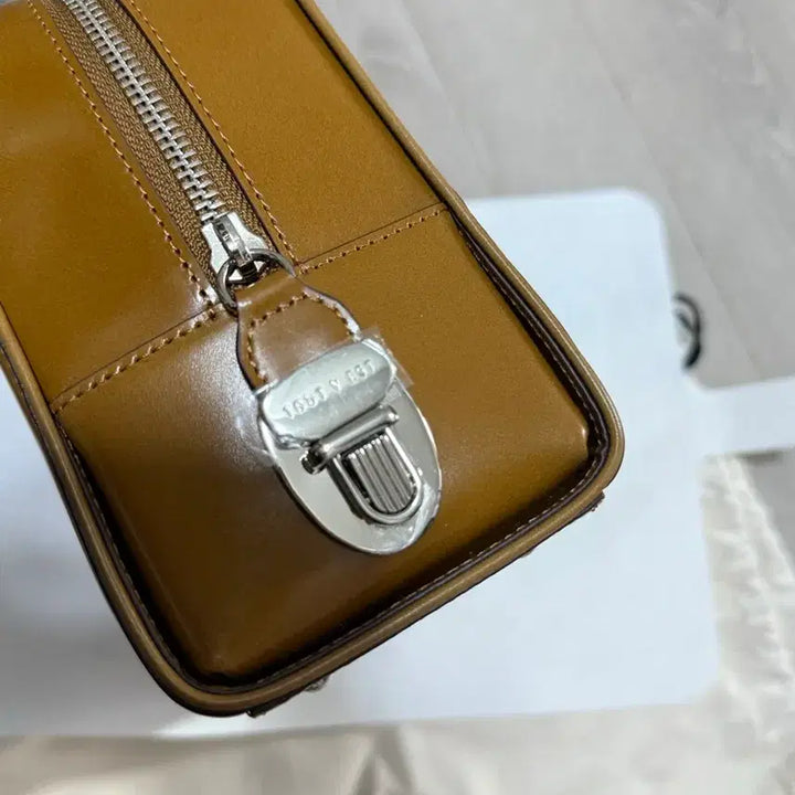 [BUNJANG] Tweedie Roker Bag Small Caramel / (새상품) 투티에 로케백 스몰 카라멜