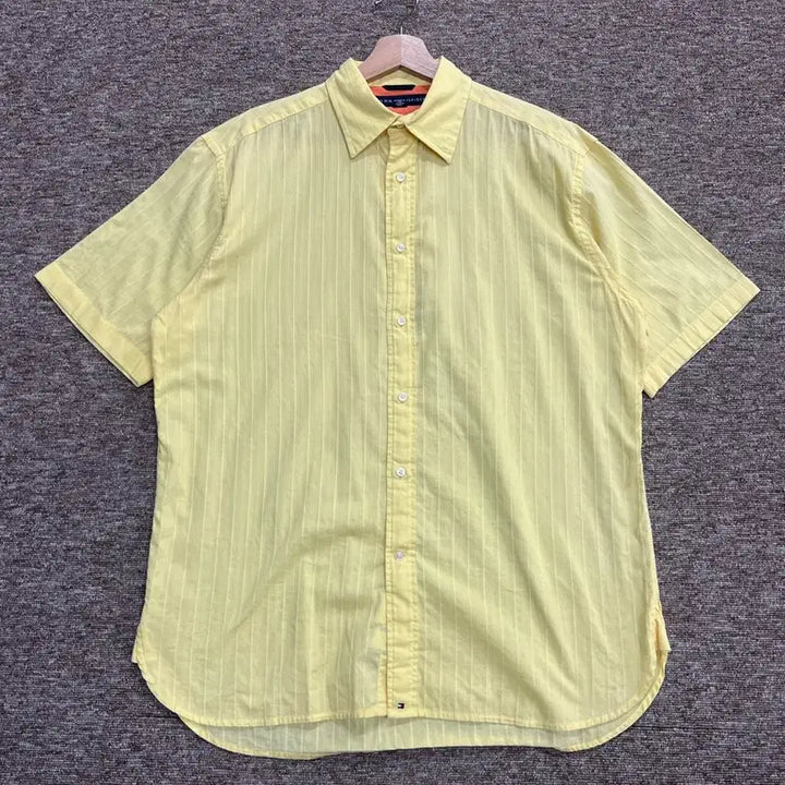 [BUNJANG] Tommy Hilfiger Yellow Striped Short Sleeve Shirt M / 타미힐피거 옐로우 스트라이프 반팔 셔츠 M