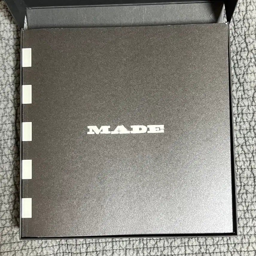 [BUNJANG] BIGBANG MADE Series Blu-ray + CD First Press Limited Edition / 빅뱅 메이드 시리즈 블루레이+CD 초회 한정반
