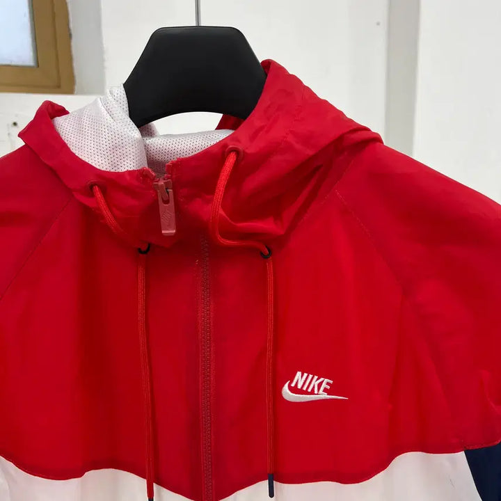 [BUNJANG] Nike Windrunner Jacket - Red/White / S 나이키 윈드러너 바람막이 자켓