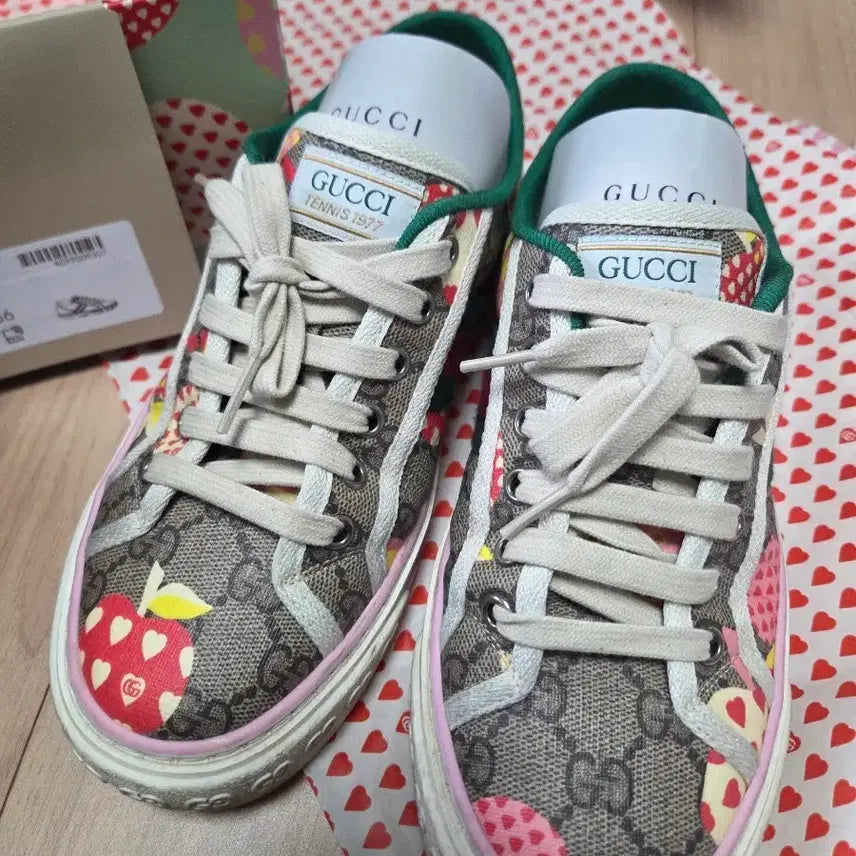 [BUNJANG] Gucci Tennis 1977 GG Apple Print Sneakers / 구찌 테니스 1977 GG 애플 스니커즈