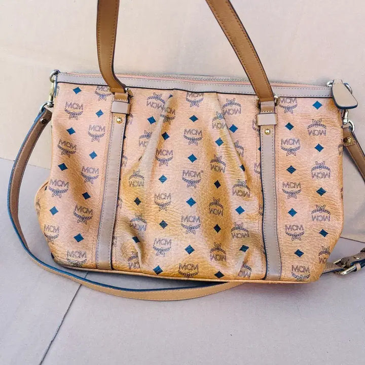 [BUNJANG] MCM Genuine Leather Handbag / MCM 정품 성주택있어요