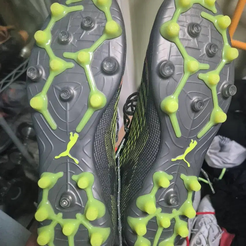 [BUNJANG] Puma Ultra 5 Ultimate MG 265 Football Boots / 푸마 울트라5 얼티메이트 mg 265(10분 착용 상태 최상)