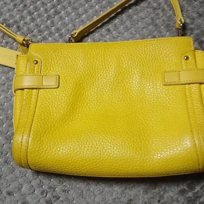 [BUNJANG] Coach Yellow Leather Crossbody Bag / 코치 옐로우 레더 크로스백