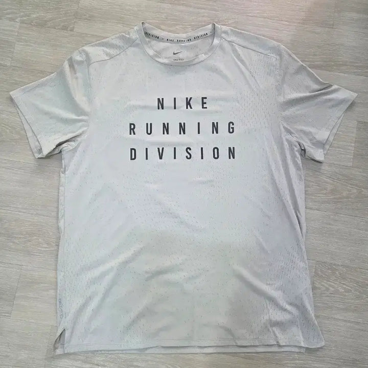 [BUNJANG] Nike Running Division T-Shirt XL / 나이키 러닝 디비전 티셔츠 XL
