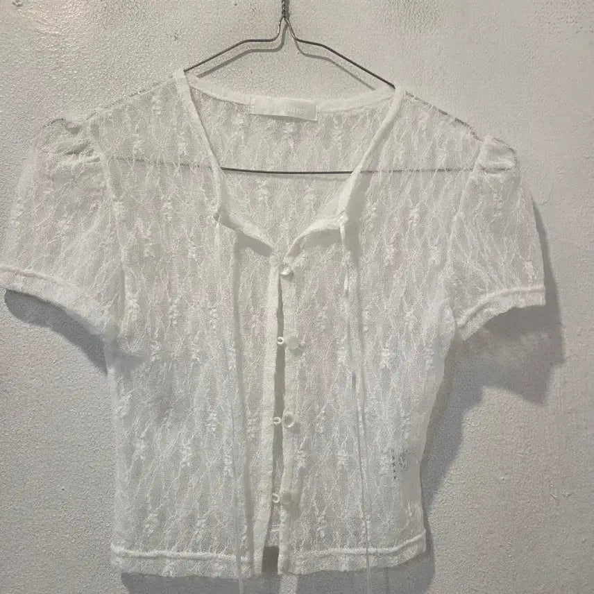 [BUNJANG] Threetimes Lace Short Sleeve Blouse White / threetimes 레이스 반팔 블라우스 화이트