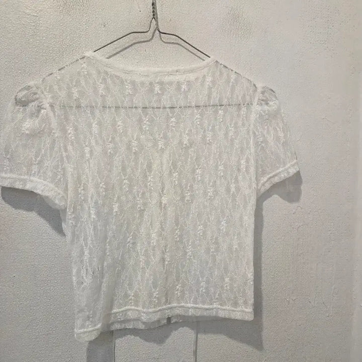 [BUNJANG] Threetimes Lace Short Sleeve Blouse White / threetimes 레이스 반팔 블라우스 화이트
