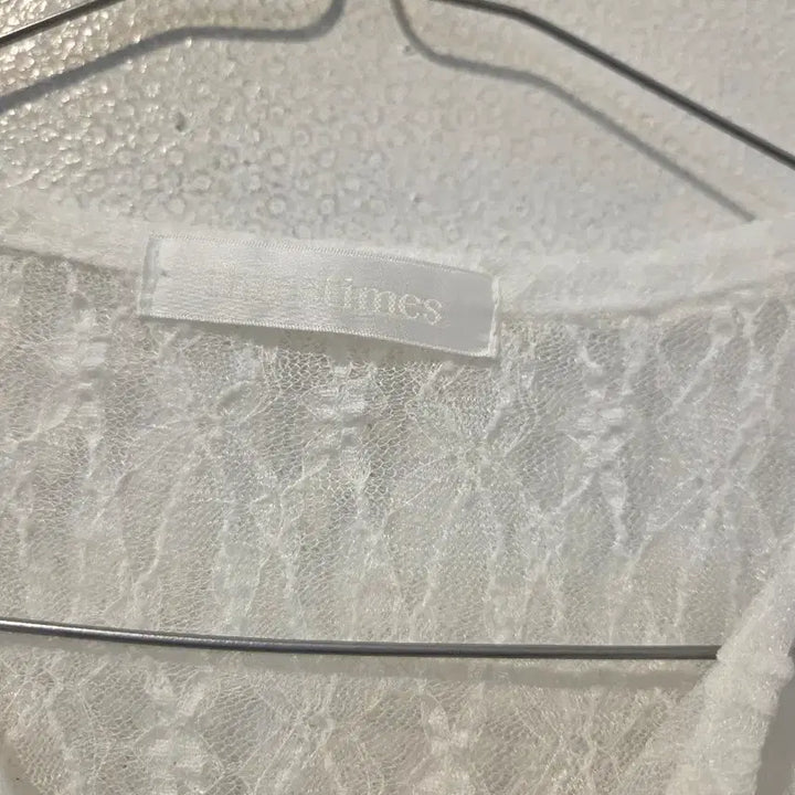 [BUNJANG] Threetimes Lace Short Sleeve Blouse White / threetimes 레이스 반팔 블라우스 화이트