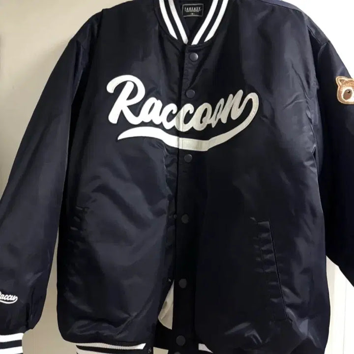 [BUNJANG] Take Easy Raccoon Padded Baseball Jumper Navy M / 테이크이지 라쿤 누빔 야구점퍼 네이비 M