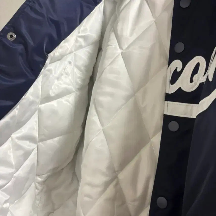 [BUNJANG] Take Easy Raccoon Padded Baseball Jumper Navy M / 테이크이지 라쿤 누빔 야구점퍼 네이비 M