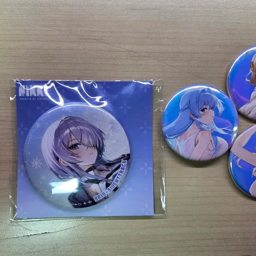 [BUNJANG] Nikke 2nd Exhibition Badge &amp; 2025 AGF Breed Badge / 니케 2nd전시회 벳지 및