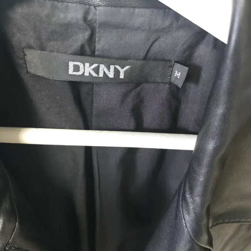 [BUNJANG] DKNY Black Leather Jacket (Size M) / DKNY 블랙 가죽 자켓 M 사이즈