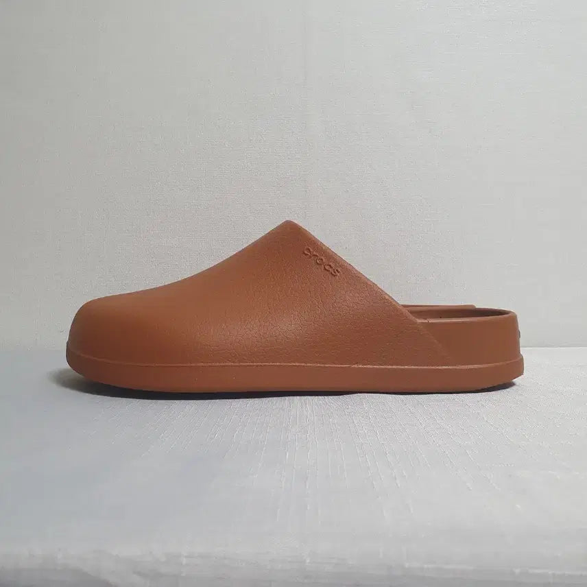 [BUNJANG] Crocs Dylan Clog Mule Slippers Brown 280mm / 크록스 딜런 클로그 브라운 뮬 슬리퍼 280mm