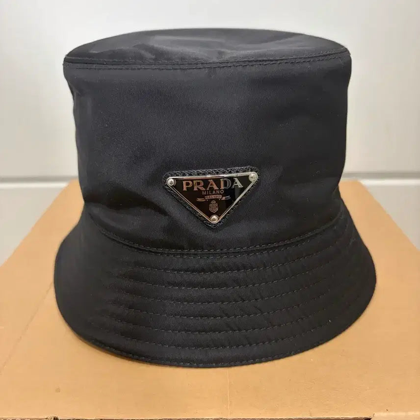[BUNJANG] Prada L+ Nylon Bucket Hat Black / 새상품)정품 프라다 리나일론 버킷햇 모자 블랙 PRADA