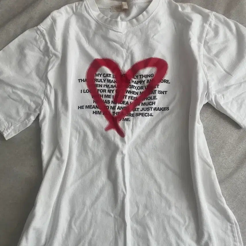 [BUNJANG] Heart Lettering Short Sleeve T-Shirt - White / 하트 레터링 프린팅 반팔-화이트