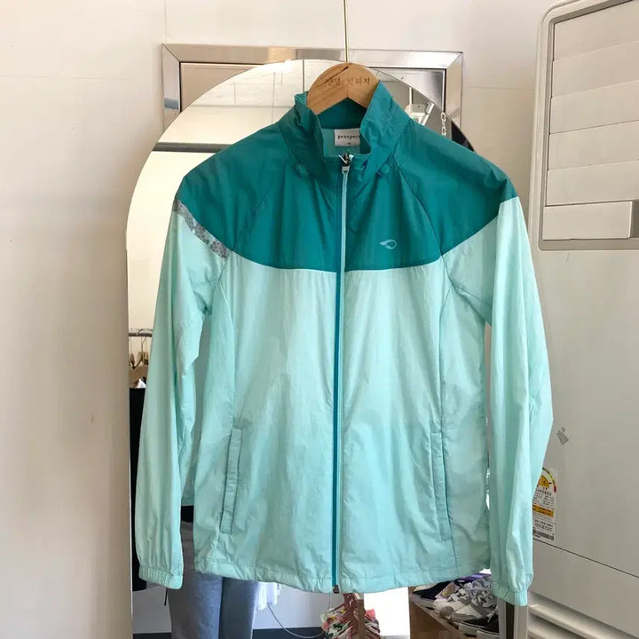 [BUNJANG] Prospecs Windbreaker Jacket - Size M (95) / 프로스펙스 바람막이 M(95) Prospecs Windbreaker