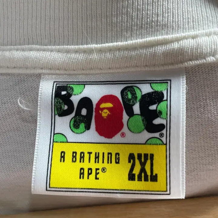[SOLD OUT] BAPE 베이프 화이트 반팔 티셔츠 레드 로고