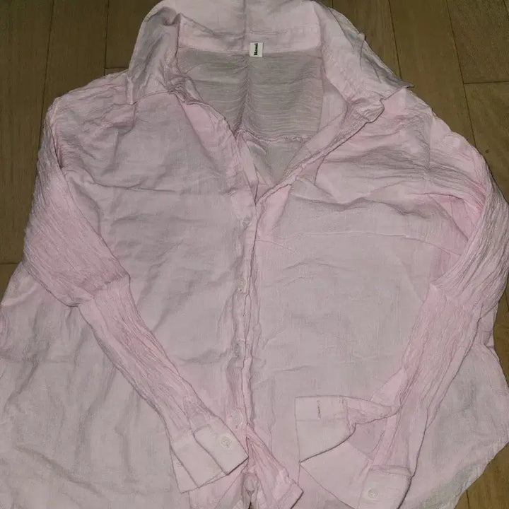 [BUNJANG] Romi Pink Blouse / Romi 핑크색 셔츠 블라우스 프리사이즈입니다