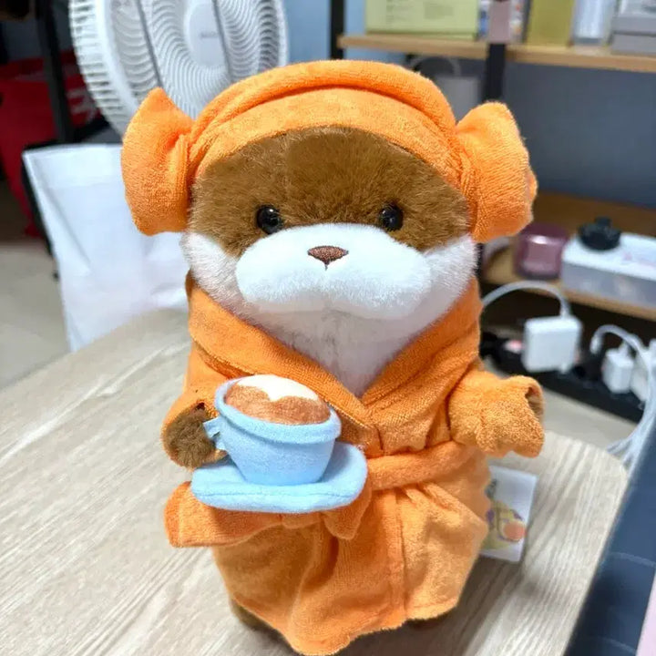 [BUNJANG] Uso Uso Chan Otter Plush Doll / 우소우소짱 인형