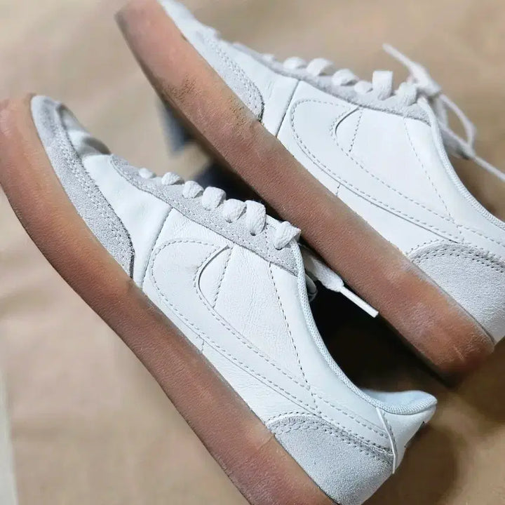 [SOLD OUT] 나이키운동화240