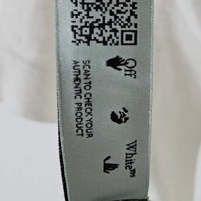 [SOLD OUT] 오프화이트 파스칼 스켈레톤 반팔 티셔츠 L (QR정품)