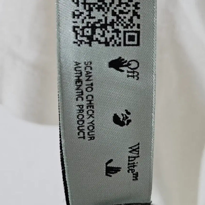 [SOLD OUT] 오프화이트 파스칼 스켈레톤 반팔 티셔츠 L (QR정품)
