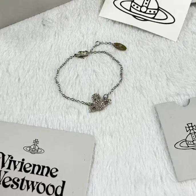 [BUNJANG] Vivienne Westwood Fashion Silver Bracelet / 비비안 웨스트우드 패션 실버 팔찌