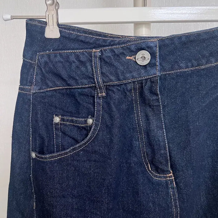 [BUNJANG] Vivienne Westwood Uneven Hem A-Line Denim Skirt / 비비안웨스트우드 언이븐 헴 데님 스커트 36