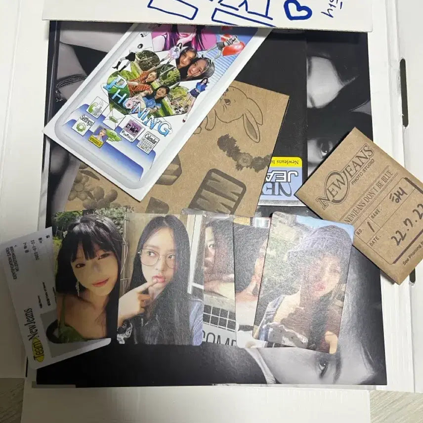 [SOLD OUT] 뉴진스 하니 블루북 풀구성 개봉 어텐션