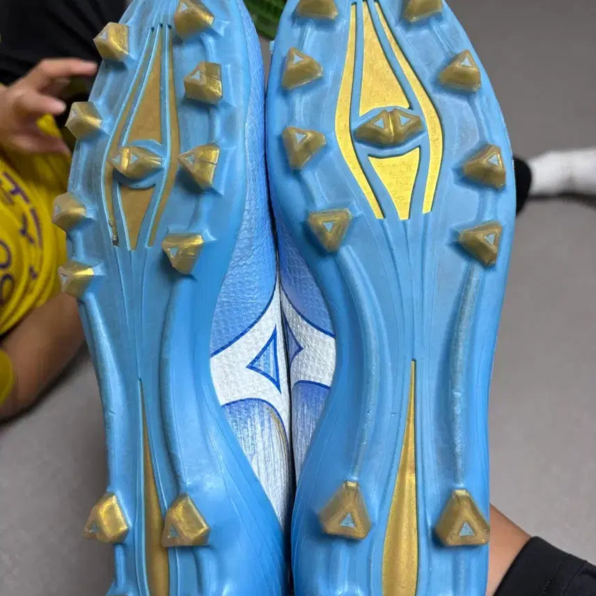 [BUNJANG] Mizuno Alpha 3 Japan FG Soccer Cleats (280mm) / 미즈노 알파 3 japan 축구화 280mm