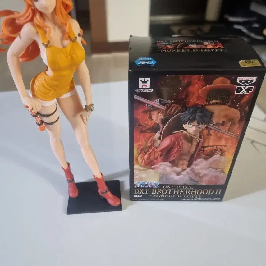 [BUNJANG] One Piece Nami &amp; Luffy DXF Bundle Set Figures / 원피스 나미 &amp; 루피 DXF 피규어 1+1 일괄판매