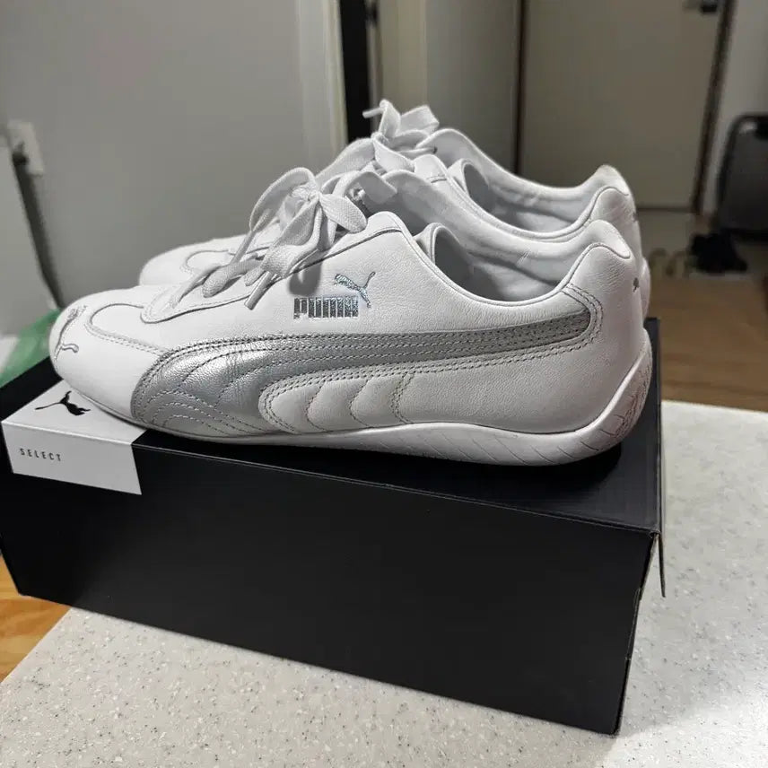 [BUNJANG] Puma Speedcat White &amp; Silver Sneakers / 푸마 스피드캣 화이트앤 실버