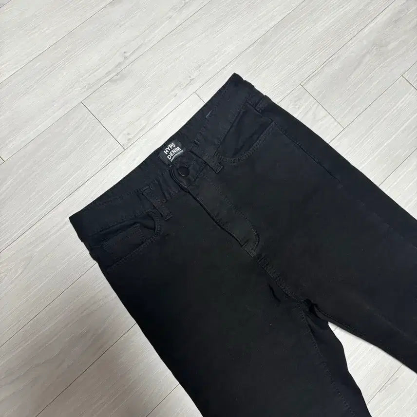 [BUNJANG] High-Waisted Black Skinny Jeans / 블랙 스키니진