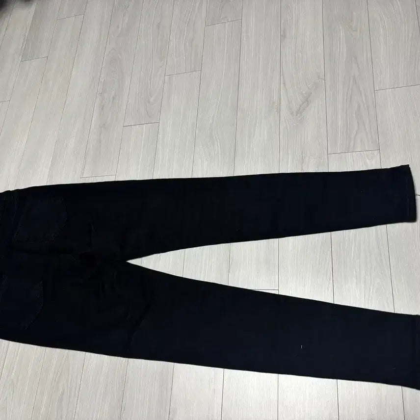 [BUNJANG] High-Waisted Black Skinny Jeans / 블랙 스키니진