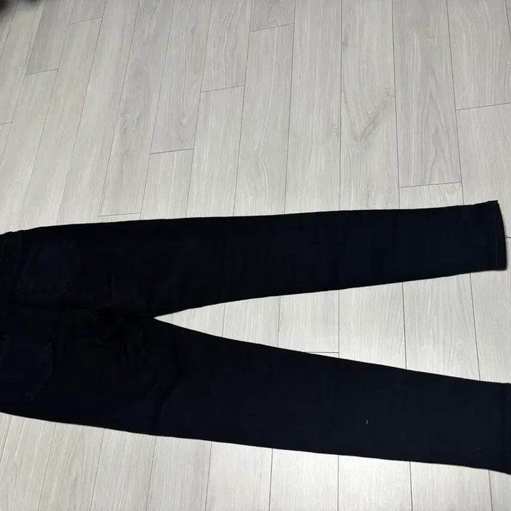 [BUNJANG] High-Waisted Black Skinny Jeans / 블랙 스키니진