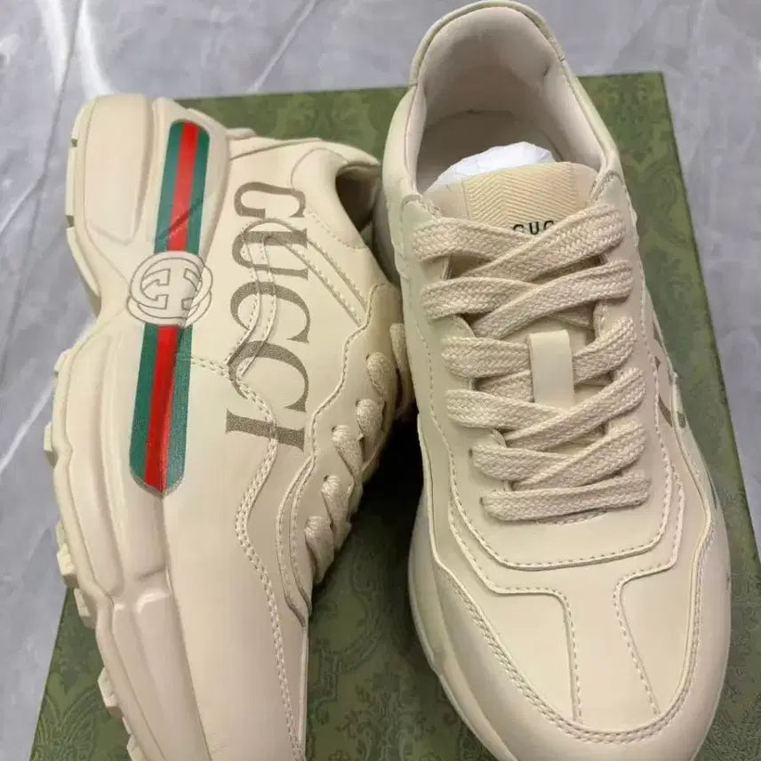 [BUNJANG] Gucci Ivory Sneakers Size 38 (240mm) / 구찌 스니커즈 아이보리색 사이즈240 38