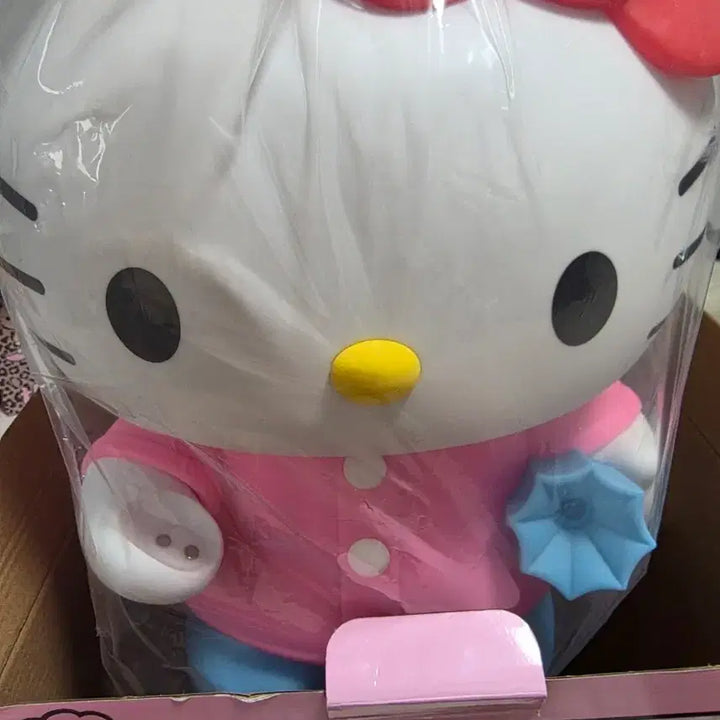 [BUNJANG] Hello Kitty Heart Umbrella Large Piggy Bank Figure / 헬로키티 피규어 하트 우산 대형 저금통 피규어