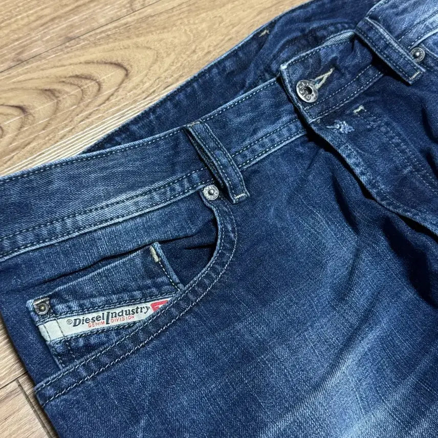 [BUNJANG] Diesel Buster Slim Straight Denim Pants / [34]Diesel 디젤 BUSTER 슬림 스트레이트 데님 팬츠