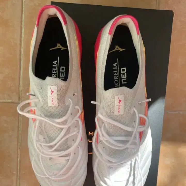 [BUNJANG] Mizuno Morelia Neo Beta 280 Soccer Cleats / 미즈노 모렐리아 네오 280