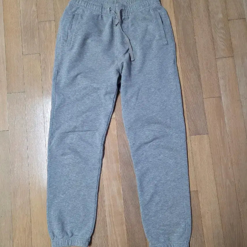 [BUNJANG] Giordano Mint Sweatshirt &amp; Grey Training Pants Set / 지오다노 민트 맨투맨 + 회색 트레이닝 바지 세트 m