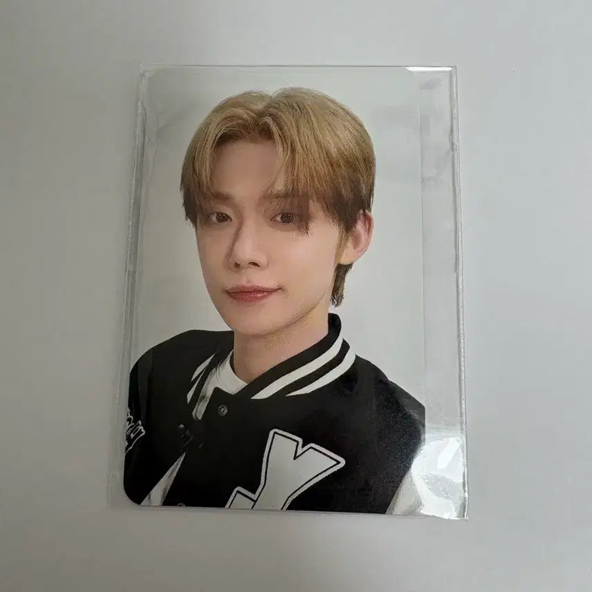 [BUNJANG] TXT Yeonjun VR Concert Box POB Photocard / 투바투 VR 콘서트 박스 연준 특전 미개봉 포카 양도