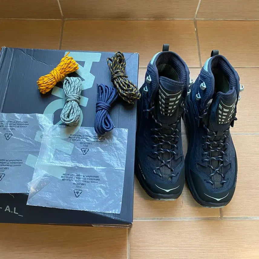 [BUNJANG] JLAL x Hoka Tor High Sneakers / [280] JLAL 호카 토르 하이