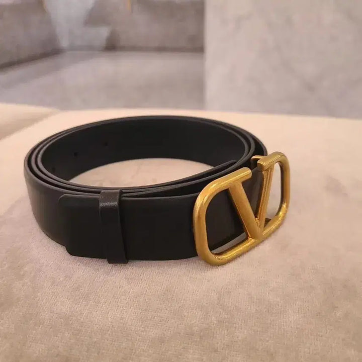 [BUNJANG] Valentino Black Leather Gold Buckle Belt / 발렌티노 벨트